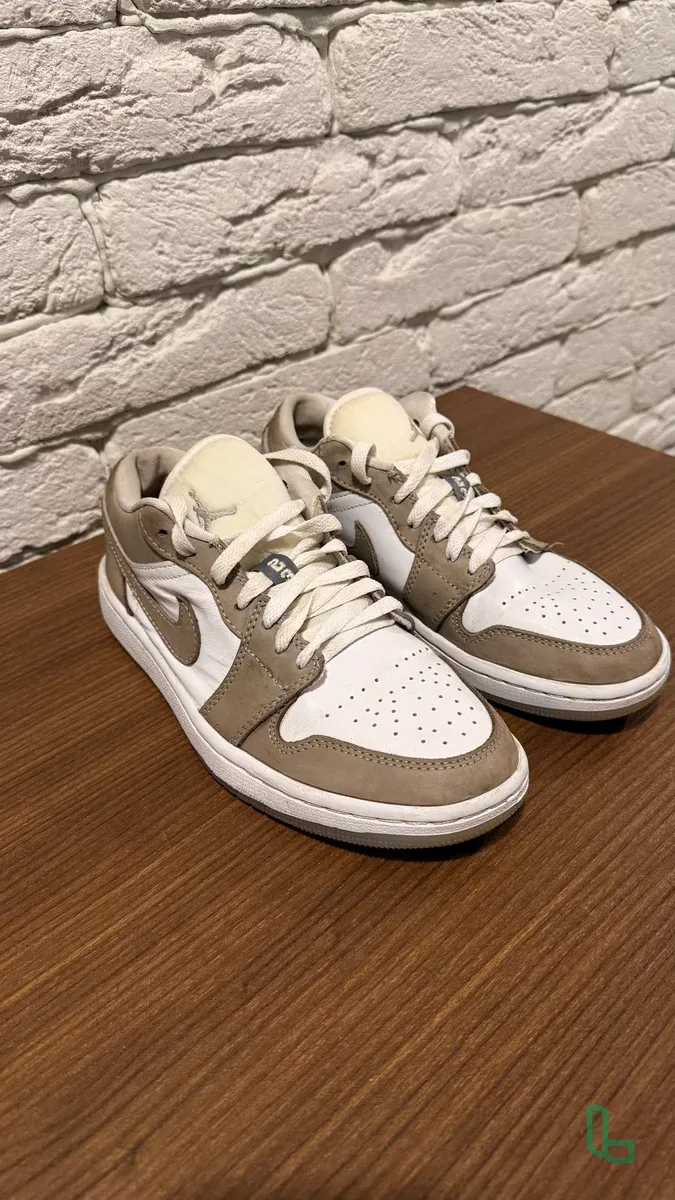 Кроссовки Nike Air Jordan 1