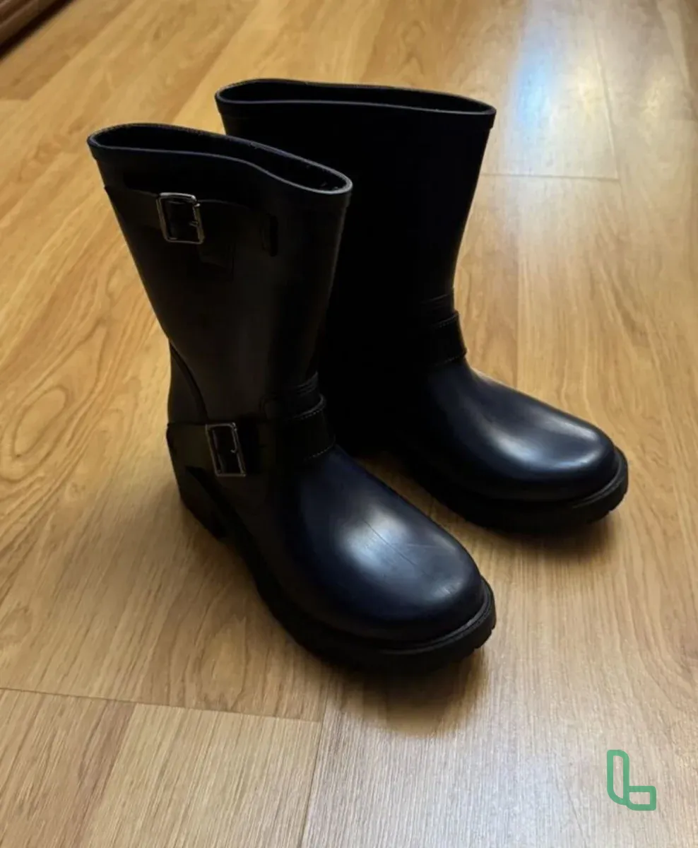 Резиновые Сапоги