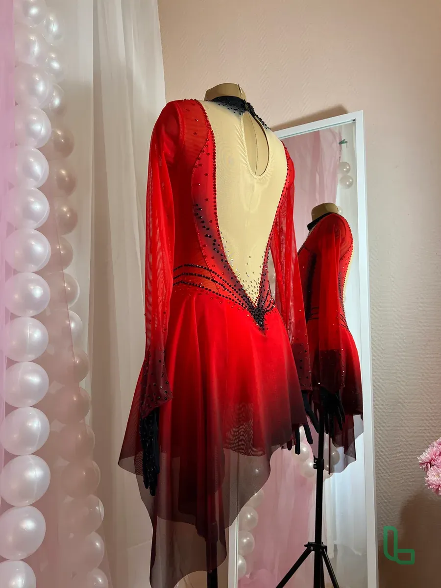 Пошив Платеьев для фигурного Катания