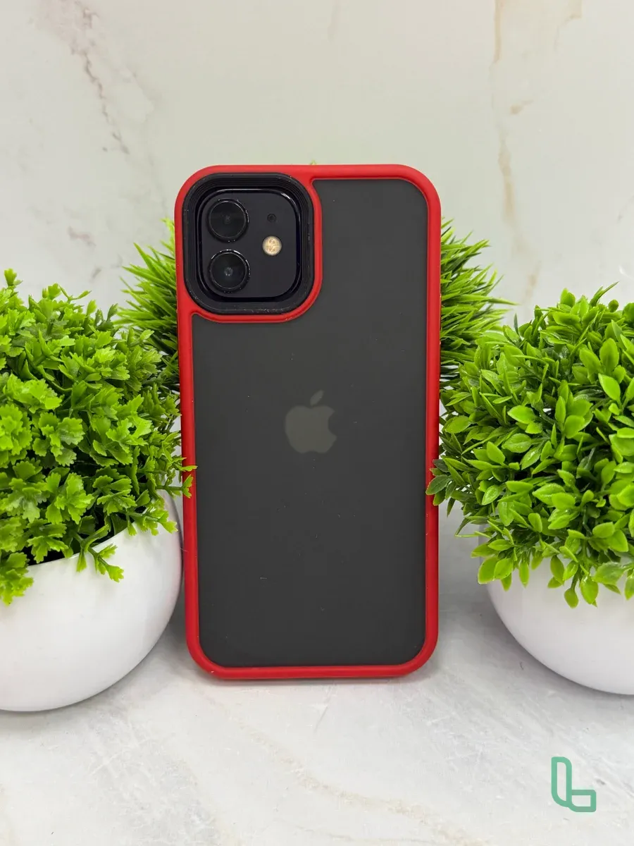 чехол на iPhone 12