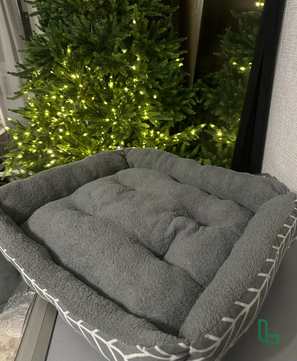 Лежанка для кошек и собак