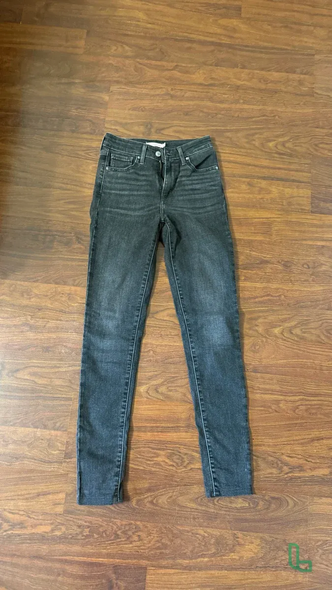 Джинсы Levis (XS - 25)