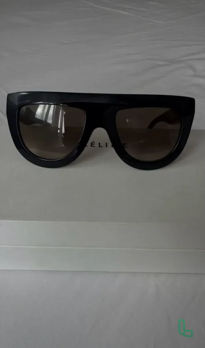 Женские солнцезащитные очки от Celine