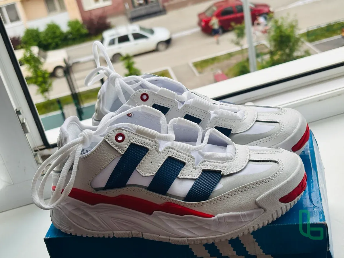 adidas Niteball