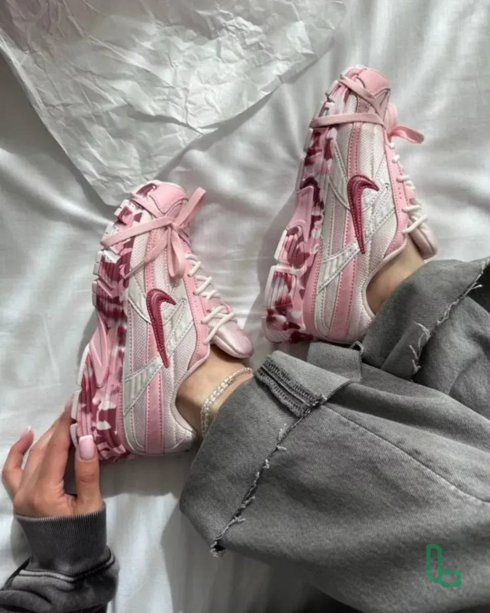 Кроссовки Nike