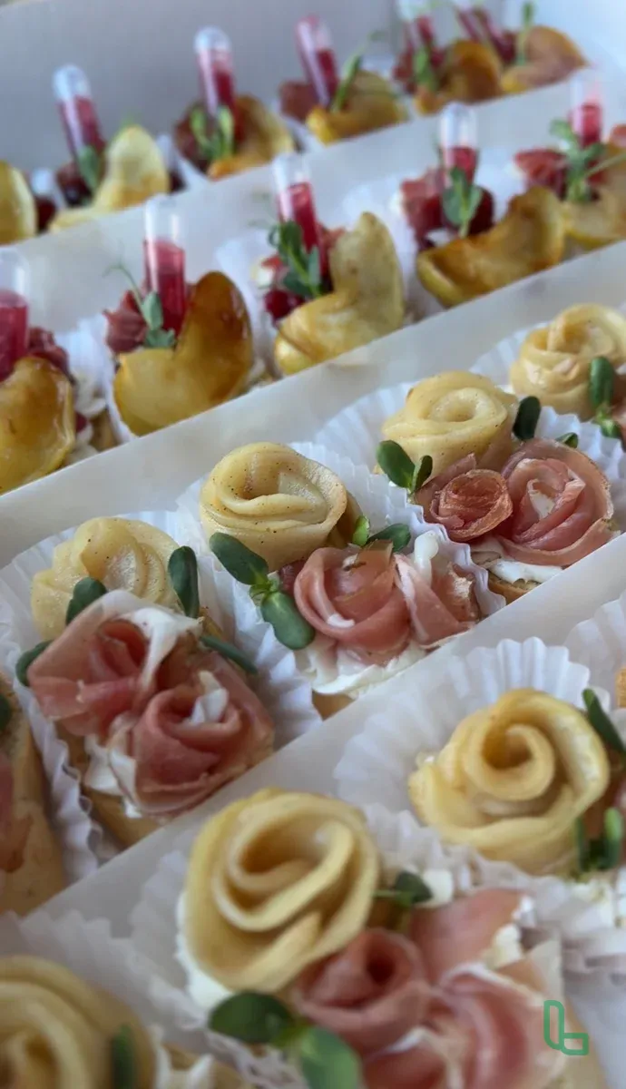 Фуршет/кейтеринг/закуски/фуршетный стол