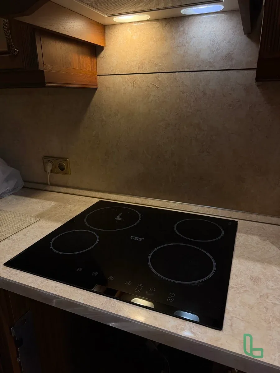 Варочная панель Hotpoint Ariston