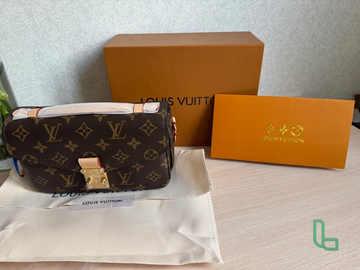 Новая Сумка LV