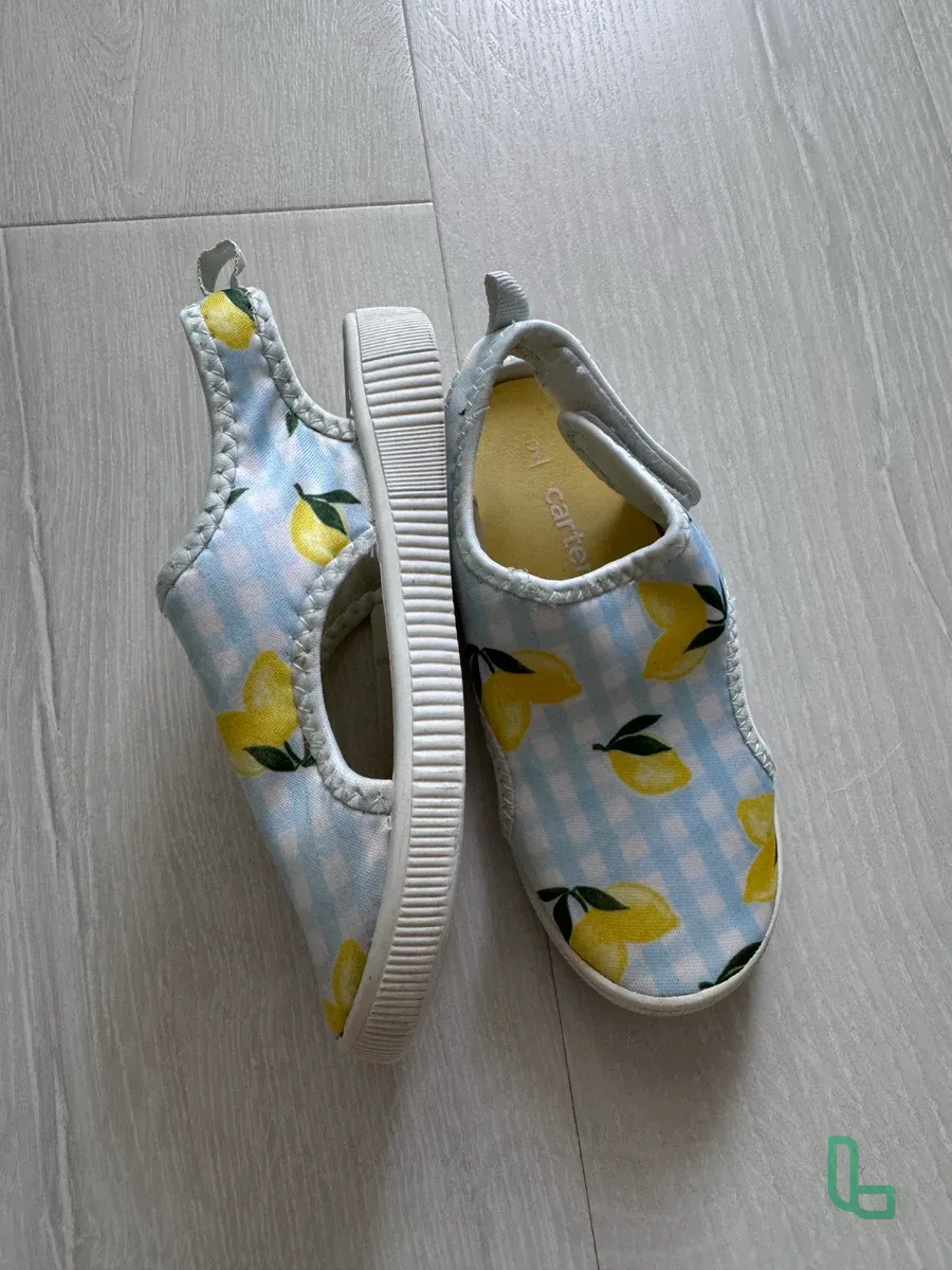 Сандали Carters