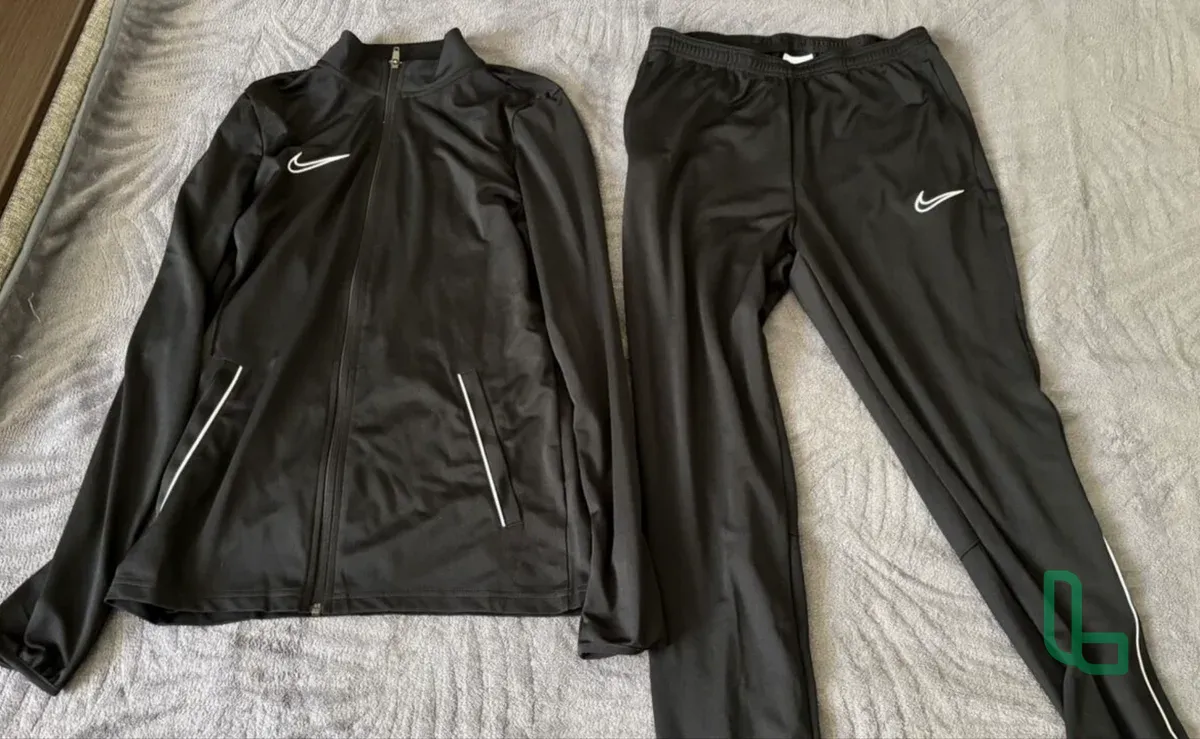 Спортивный Костюм Nike р. 46-48