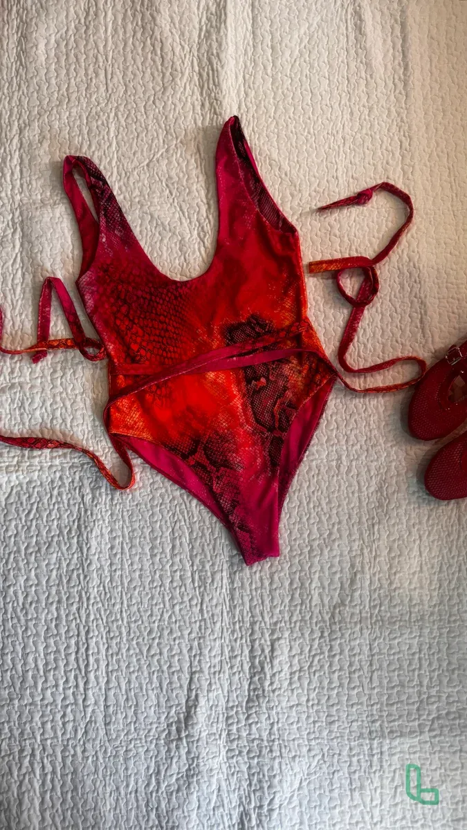 Купальник Слитный