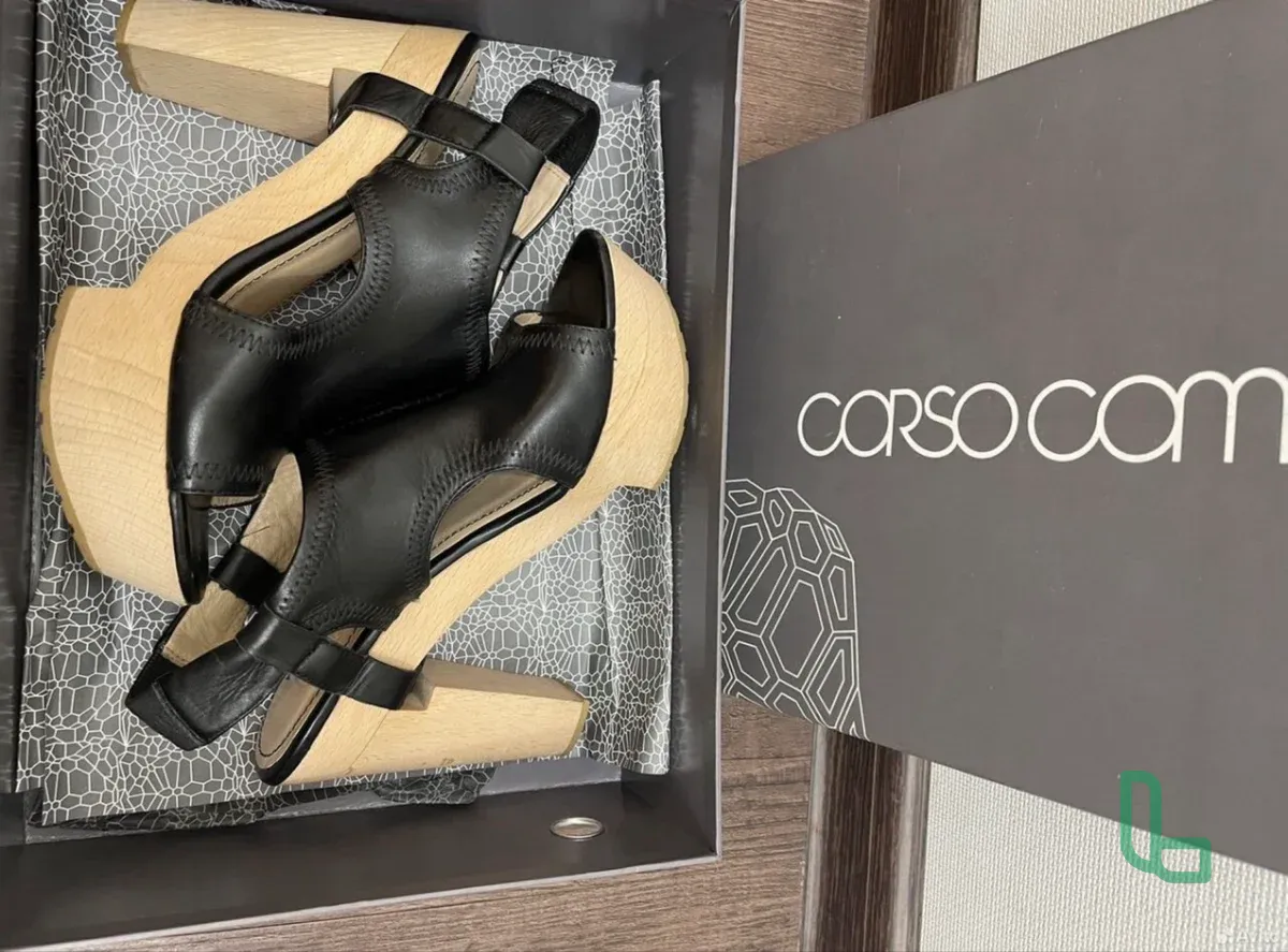 Босоножки Corso Como