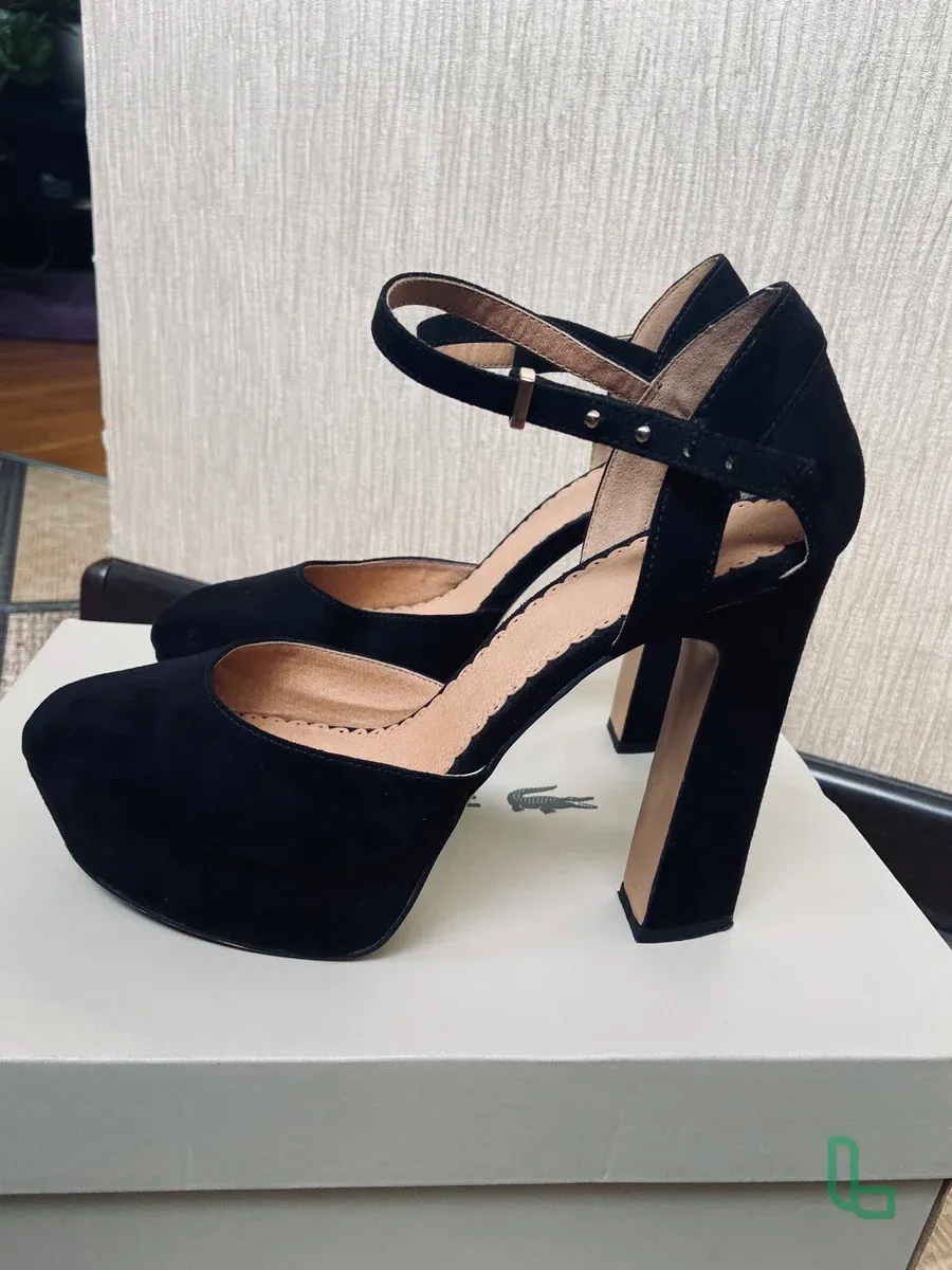 Босоножки H&M 38р на каблуке и платформе