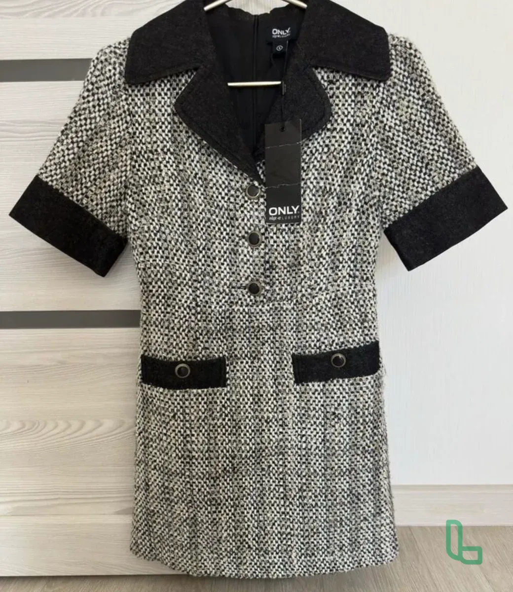 Платье от бренда Only