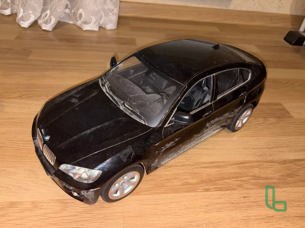 Радиоуправляемая BMW X6
