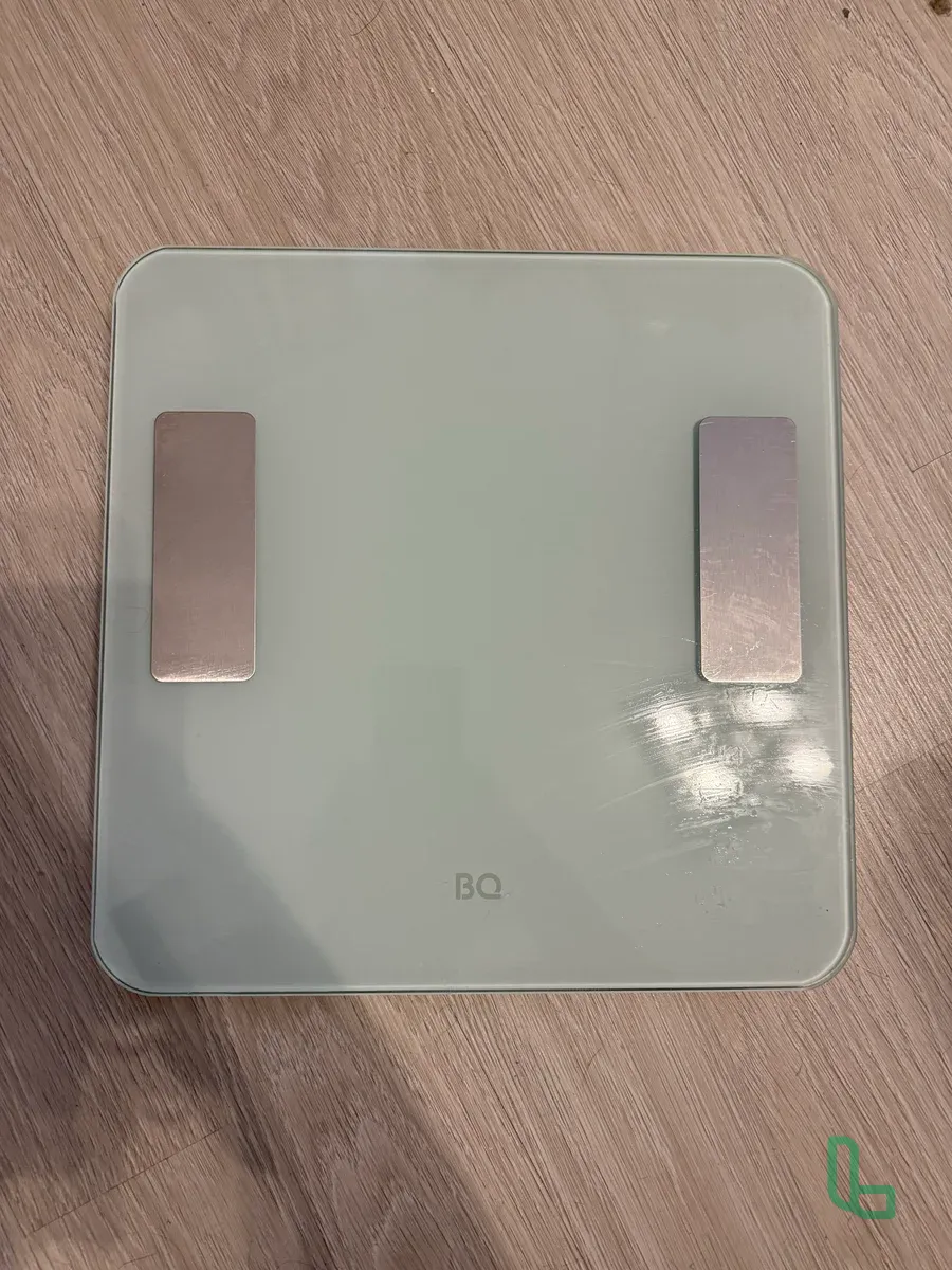 Умные напольные весы BQ
