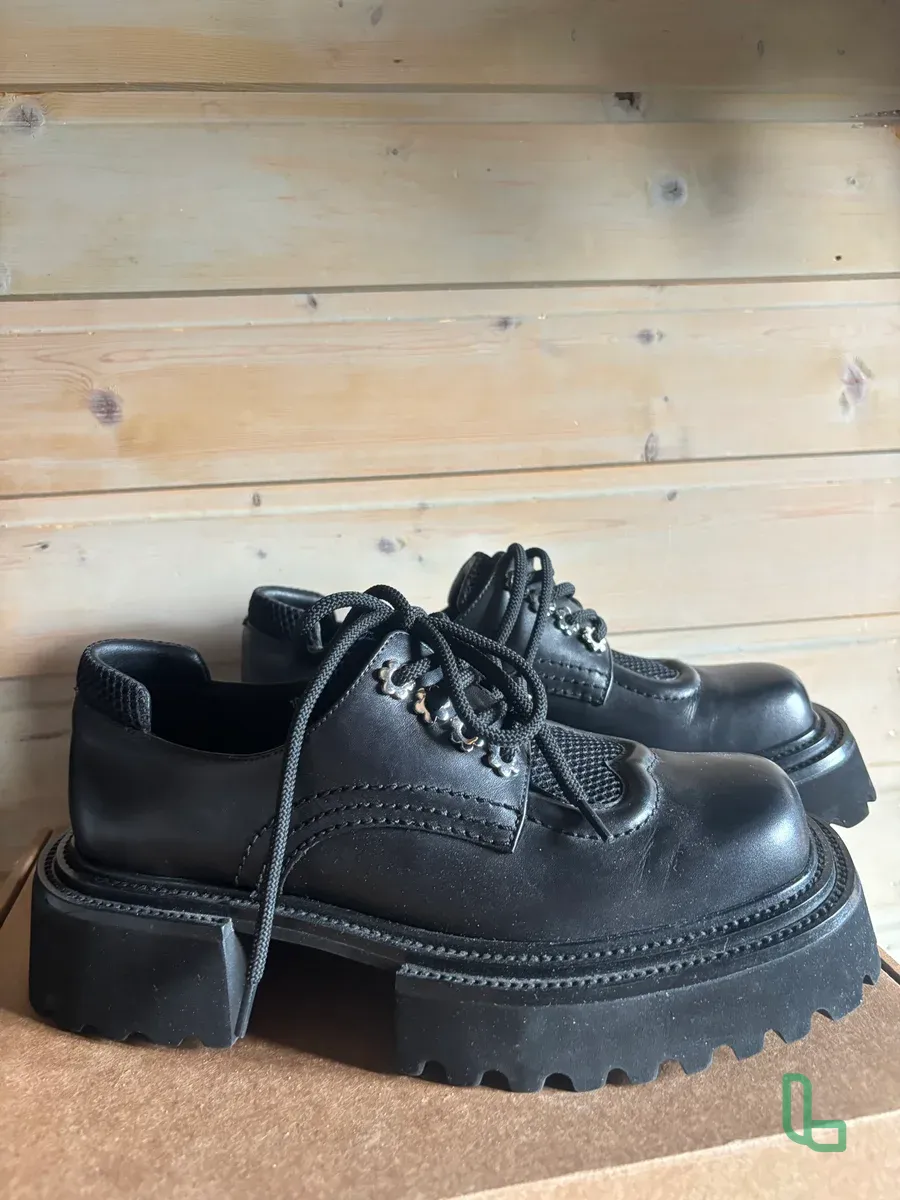 ботинки женские на платформе 36 Tuffoni