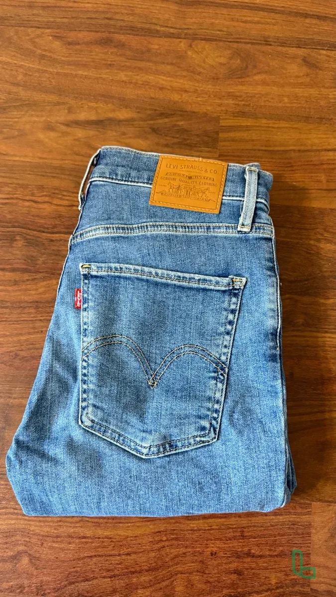 Джинсы Levis Размер 25 (XS)