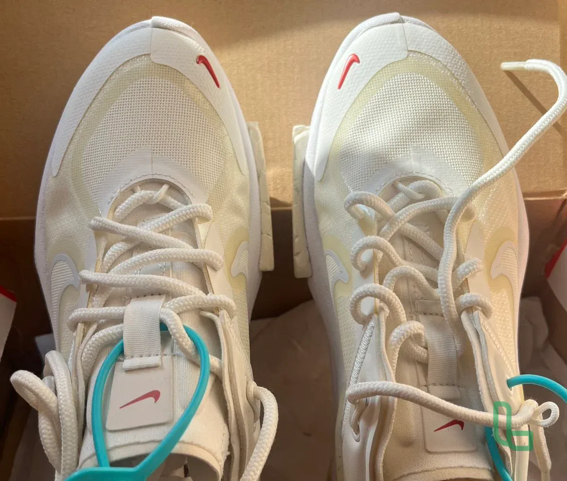 Кроссовки Nike