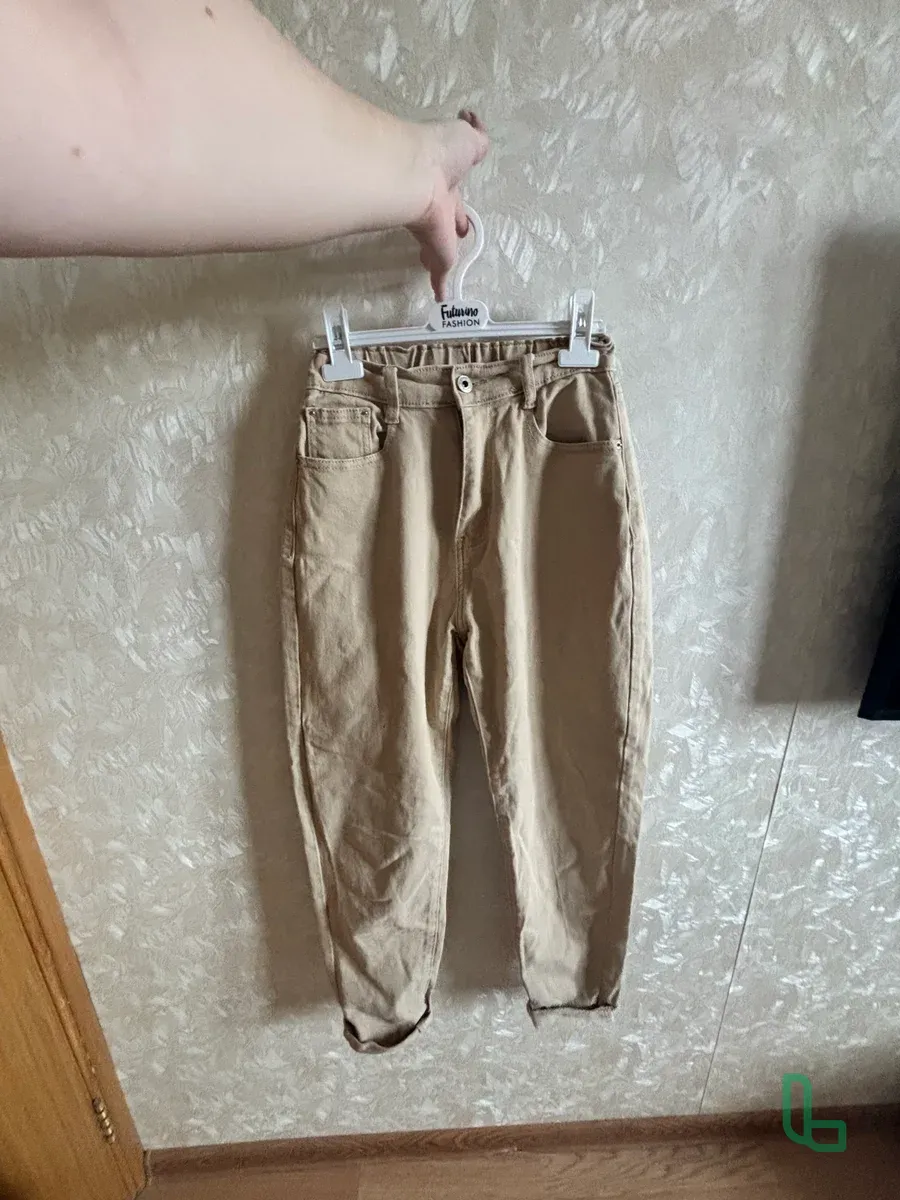 Джинсы Женские