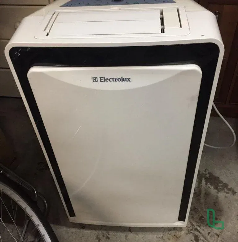 кондиционер electrolux EACM-12EM/R