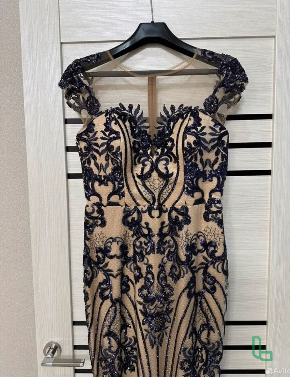 Женске Нарядное Платье Вечернее