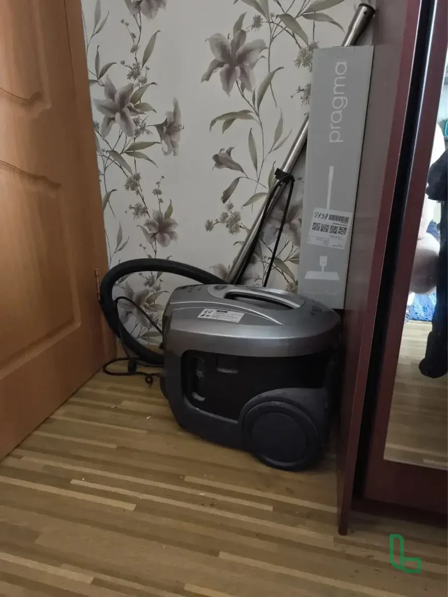 Пылесос Моющий LG 310 Вт