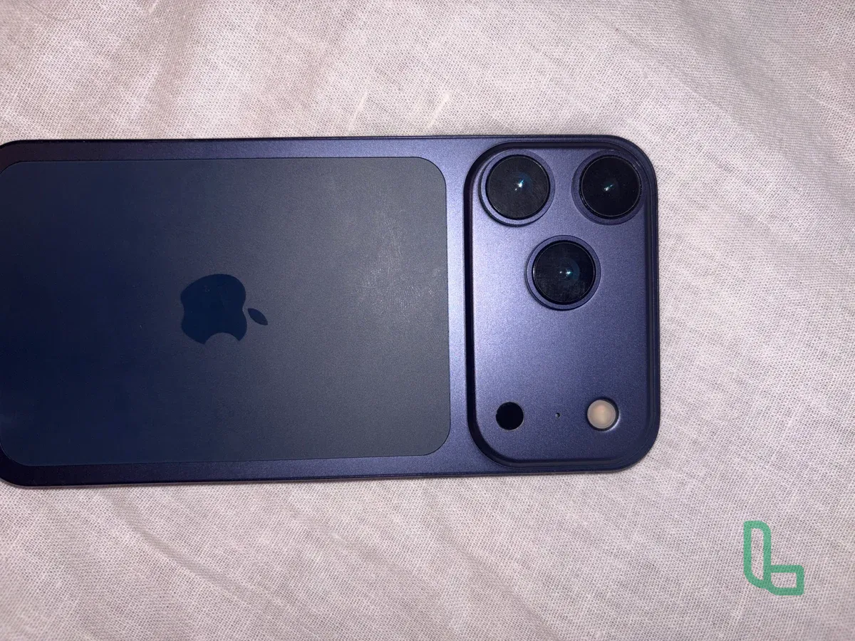 iPhone 17 Pro Max в Корпусе iPhone XR