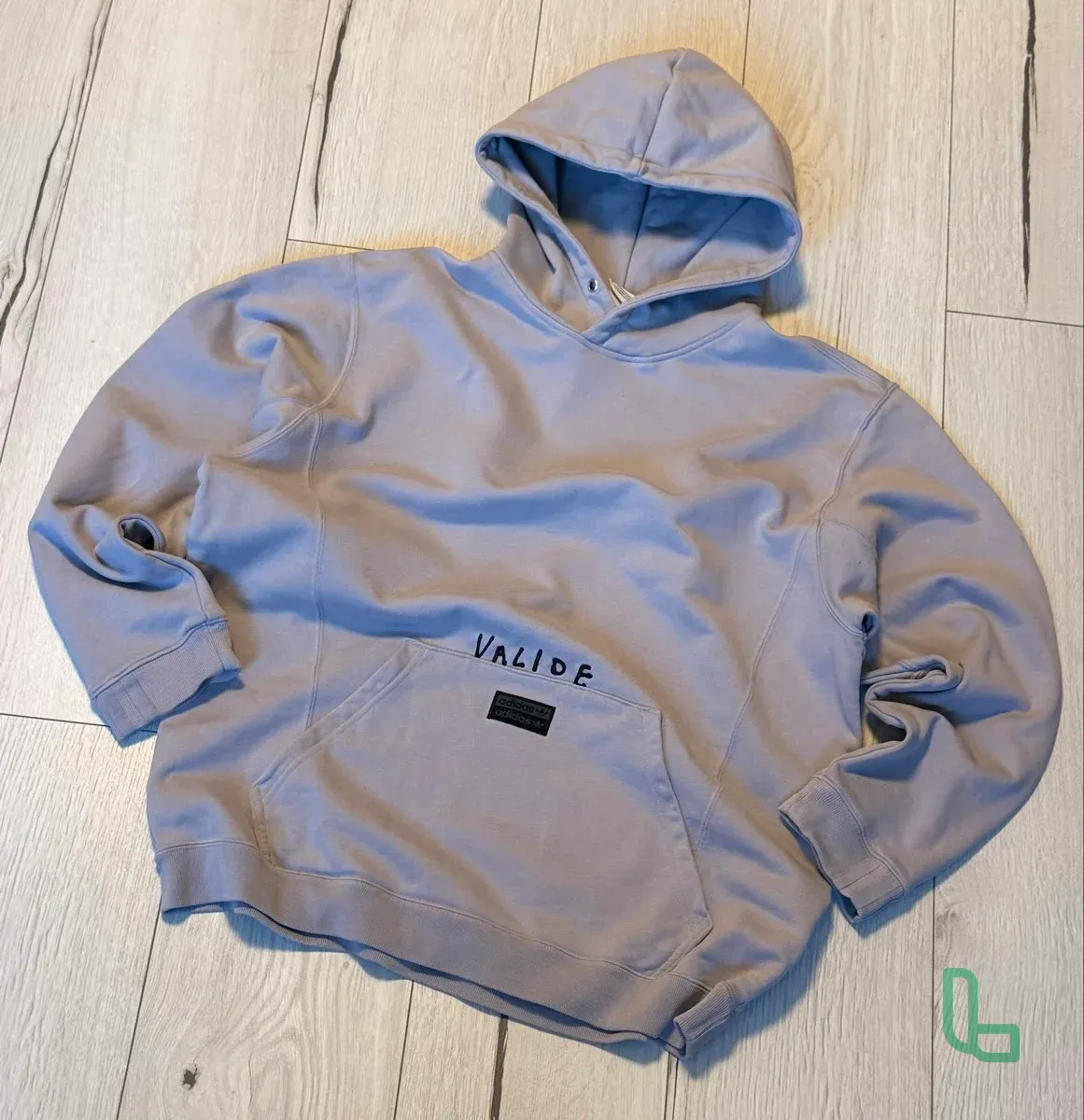 Худи Adidas с надписью Valide