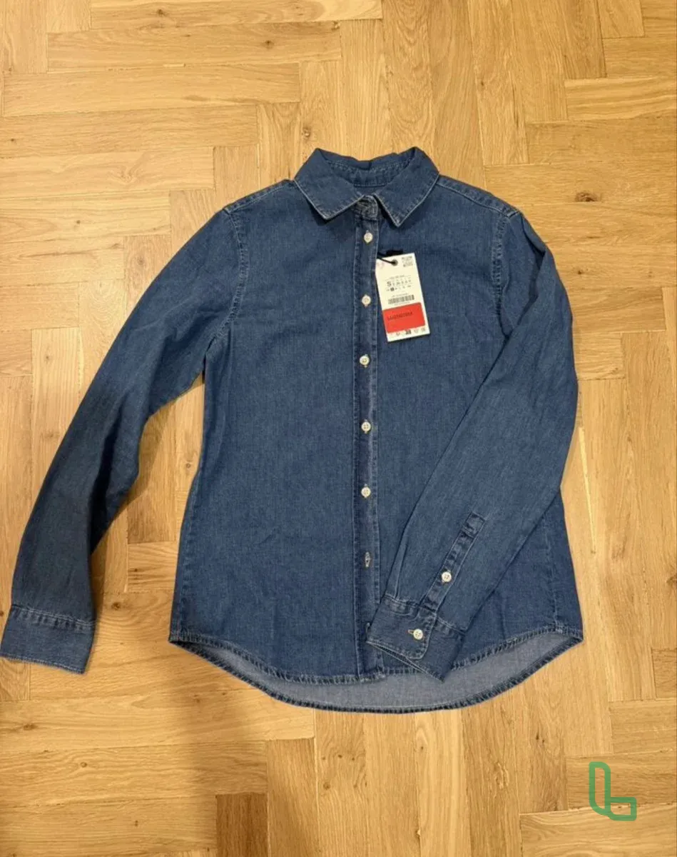 Приталенная джинсовая рубашка Zara