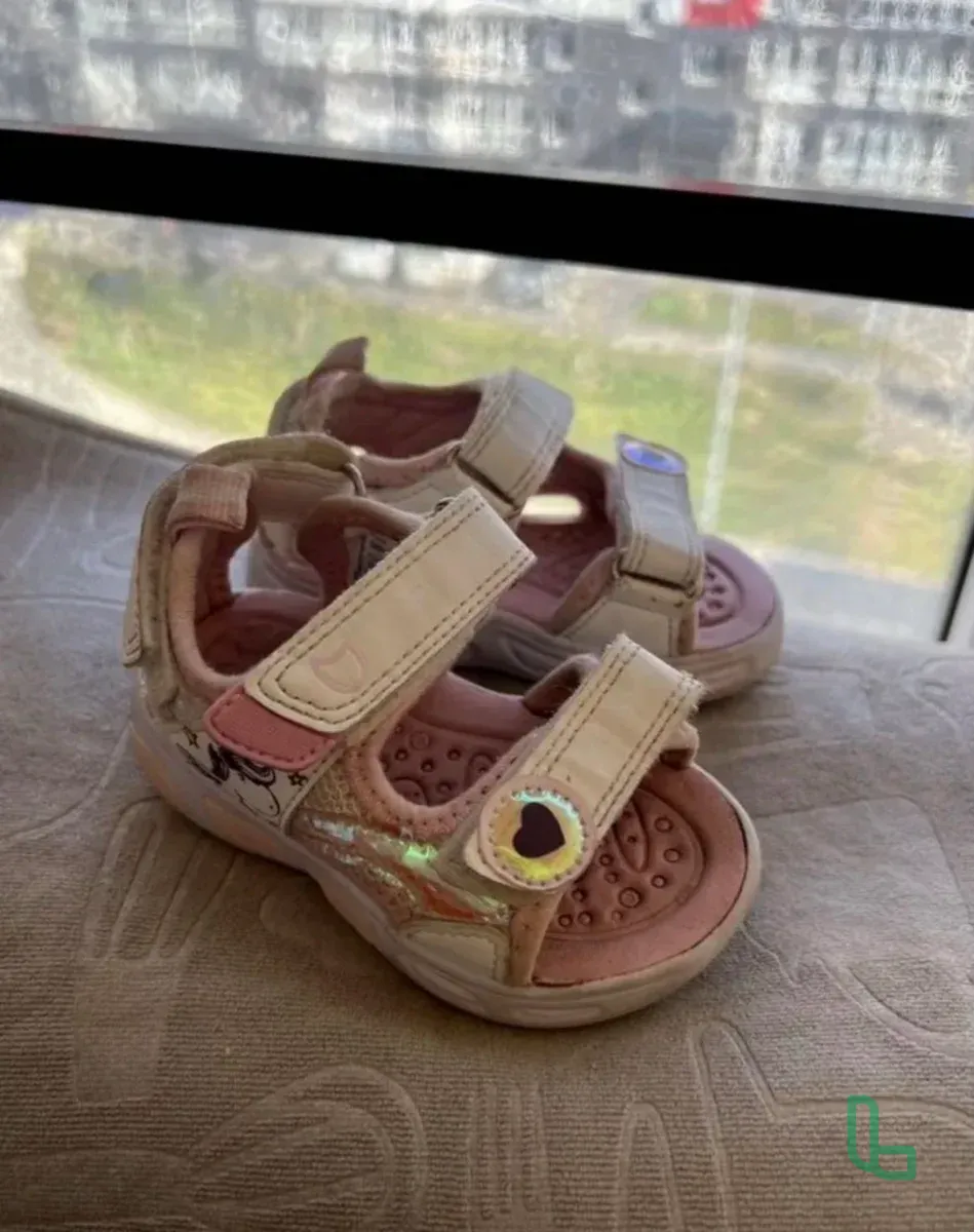 Босоножки детские 21