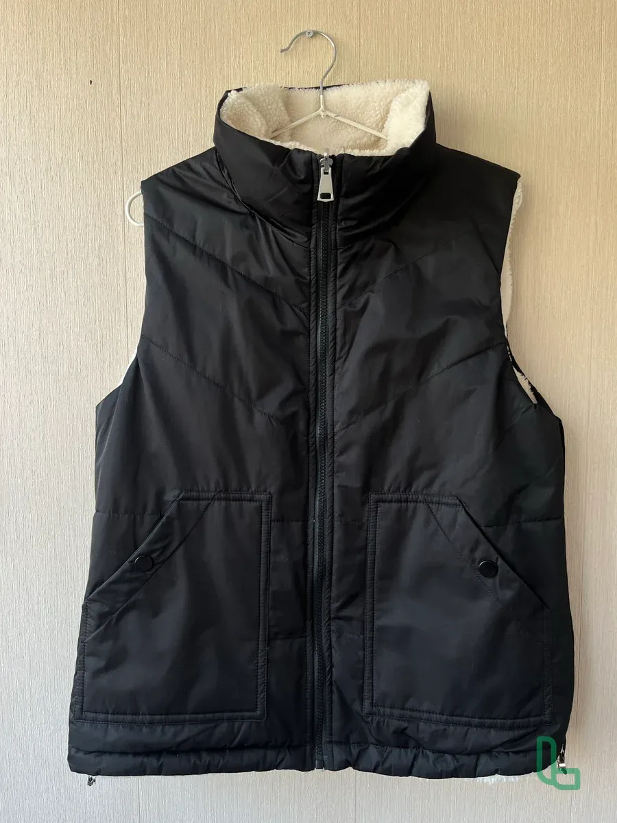 Жилетка Женская