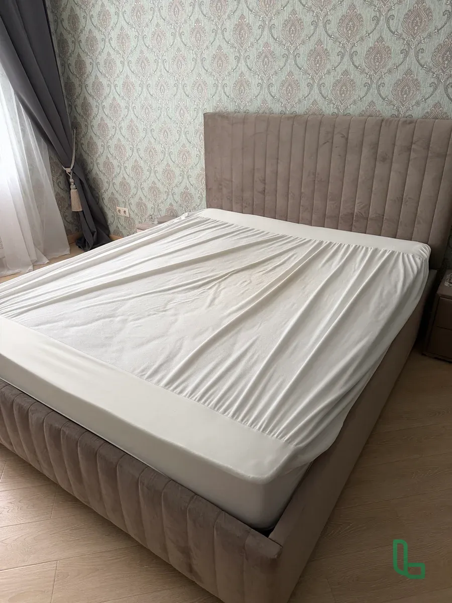 Кровать + 2 тумбы
