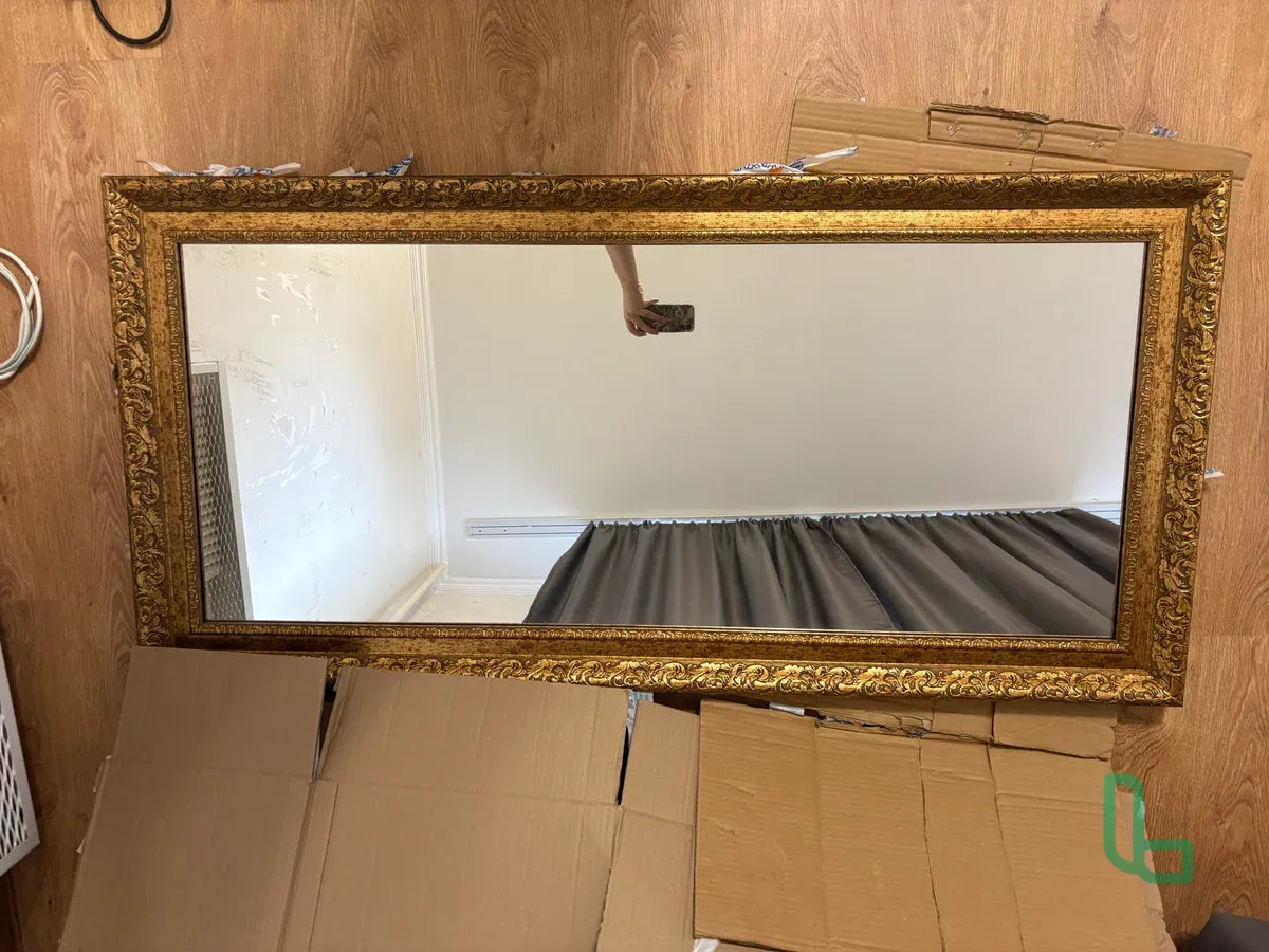 Зеркало Настенное