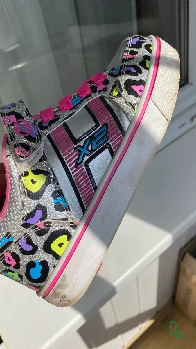 Кроссовки на роликах Heelys р34 (21см)