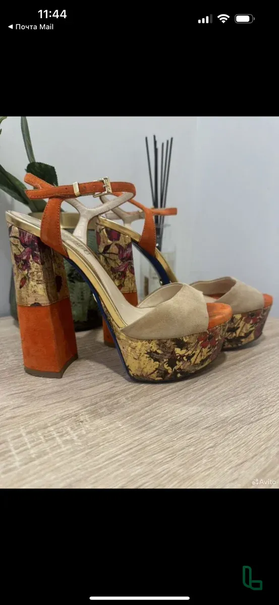 Босоножки Loriblu