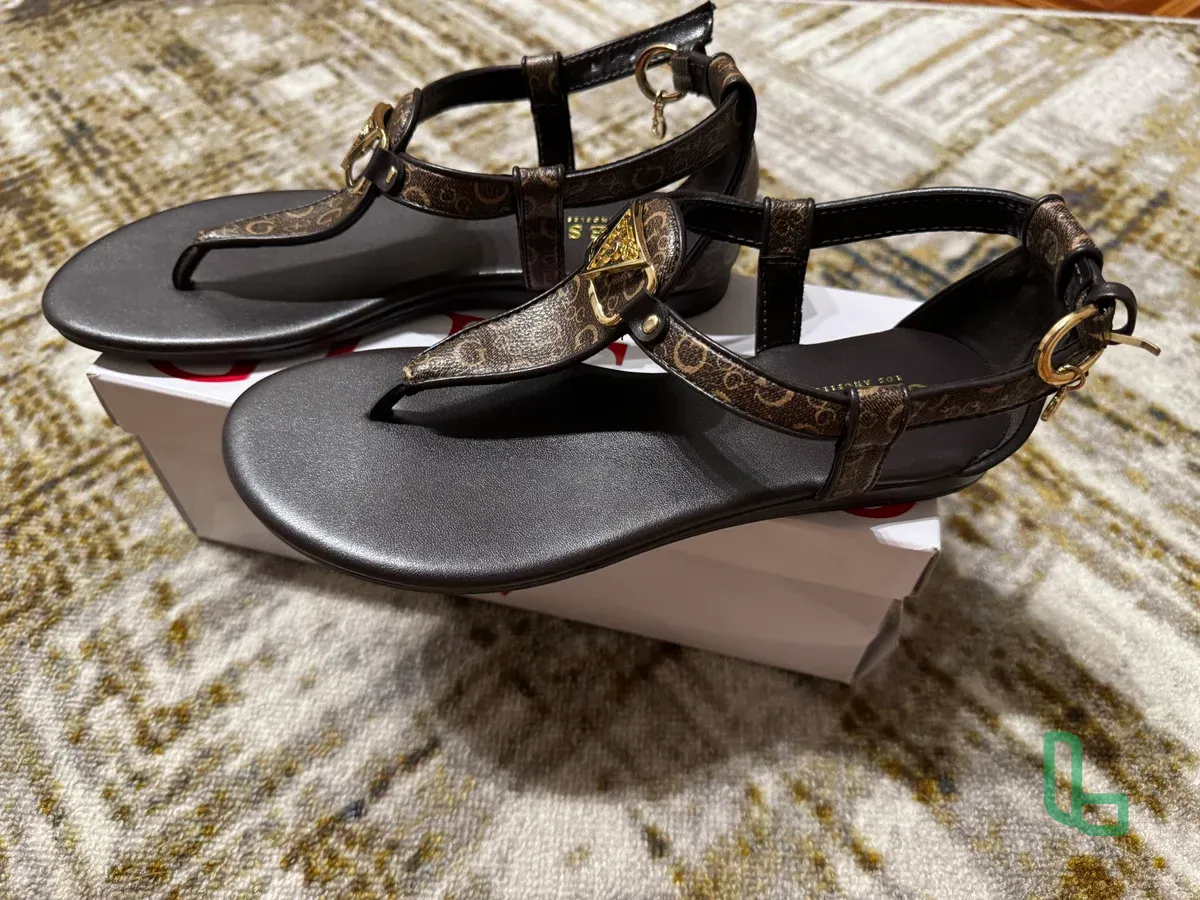 Босоножки женские