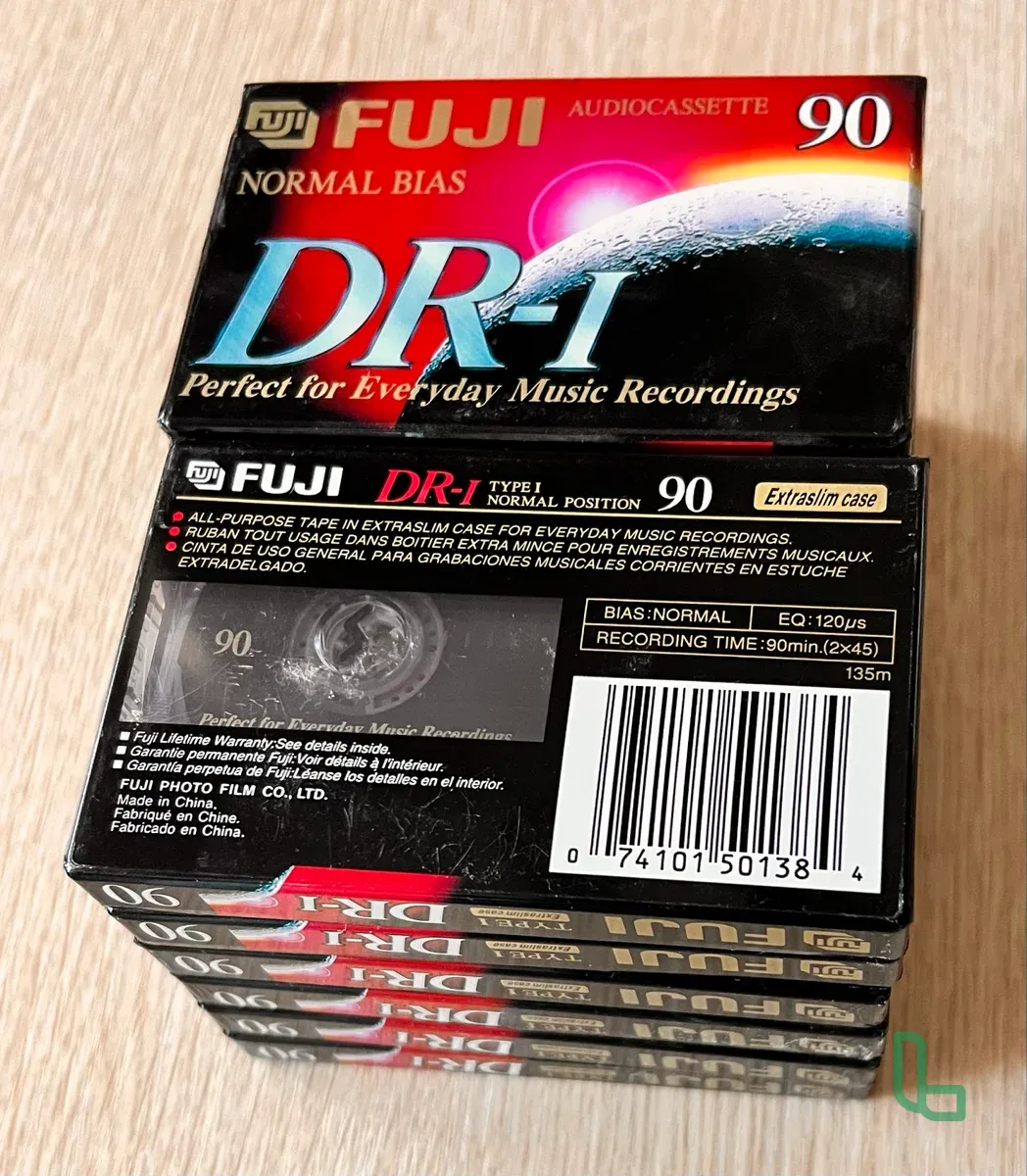 Компакт-кассета Фуджи