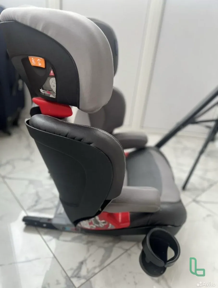 Автомобильное кресло oasys 2-3 fixplus EVO