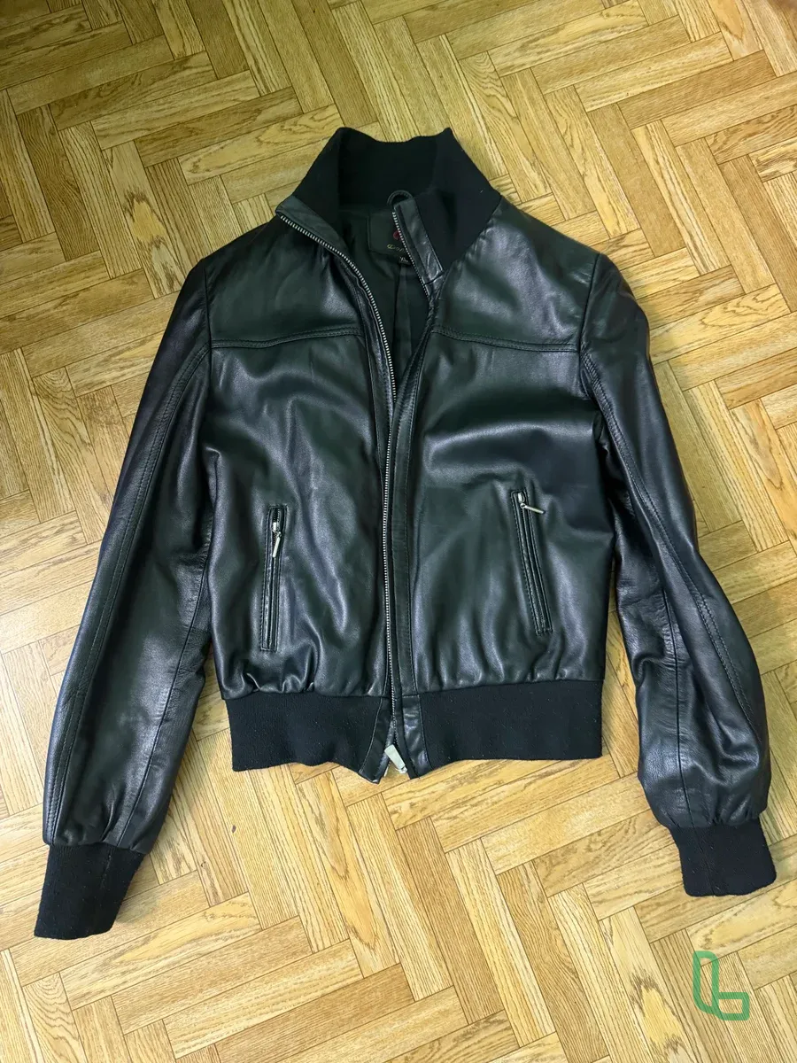 Бомбер кожаный