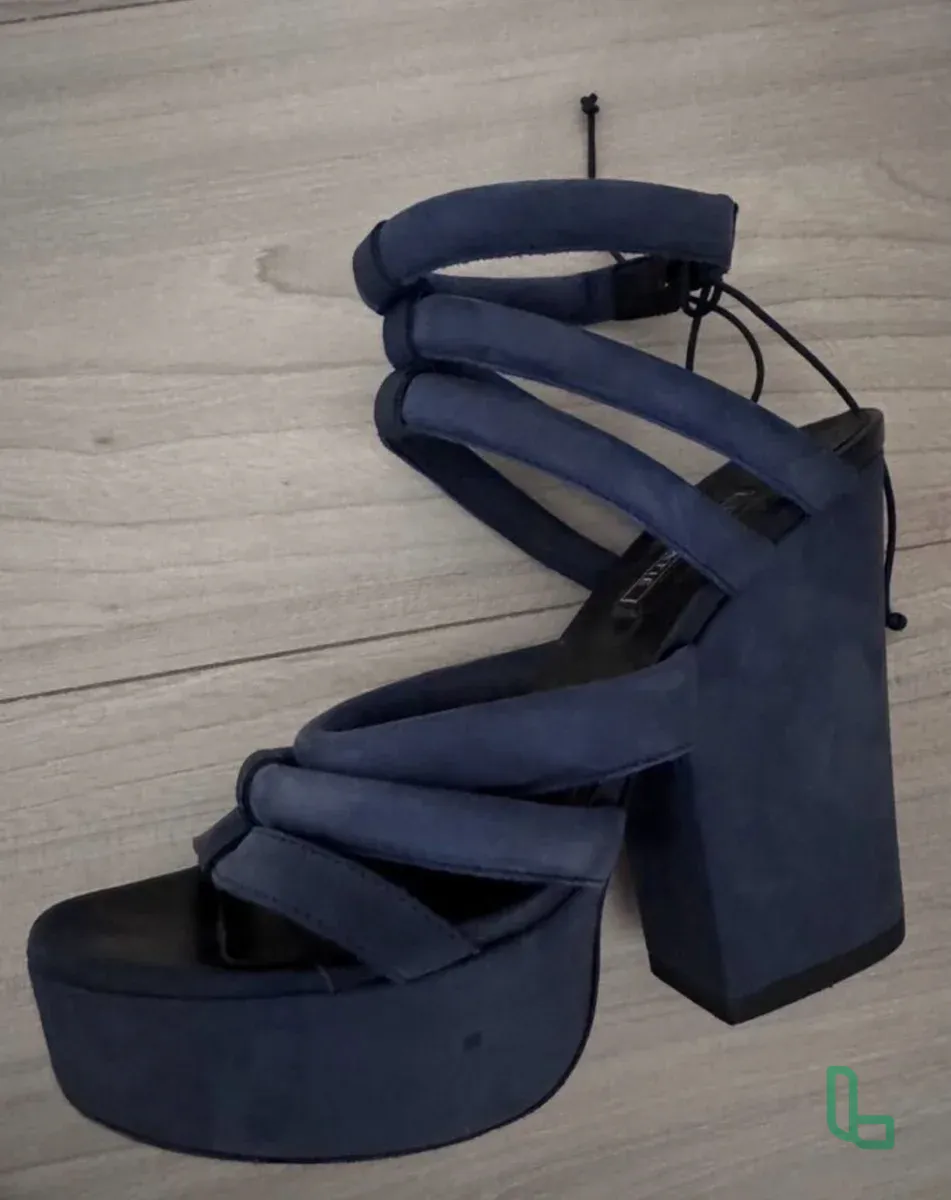 Босоножки Vic matie