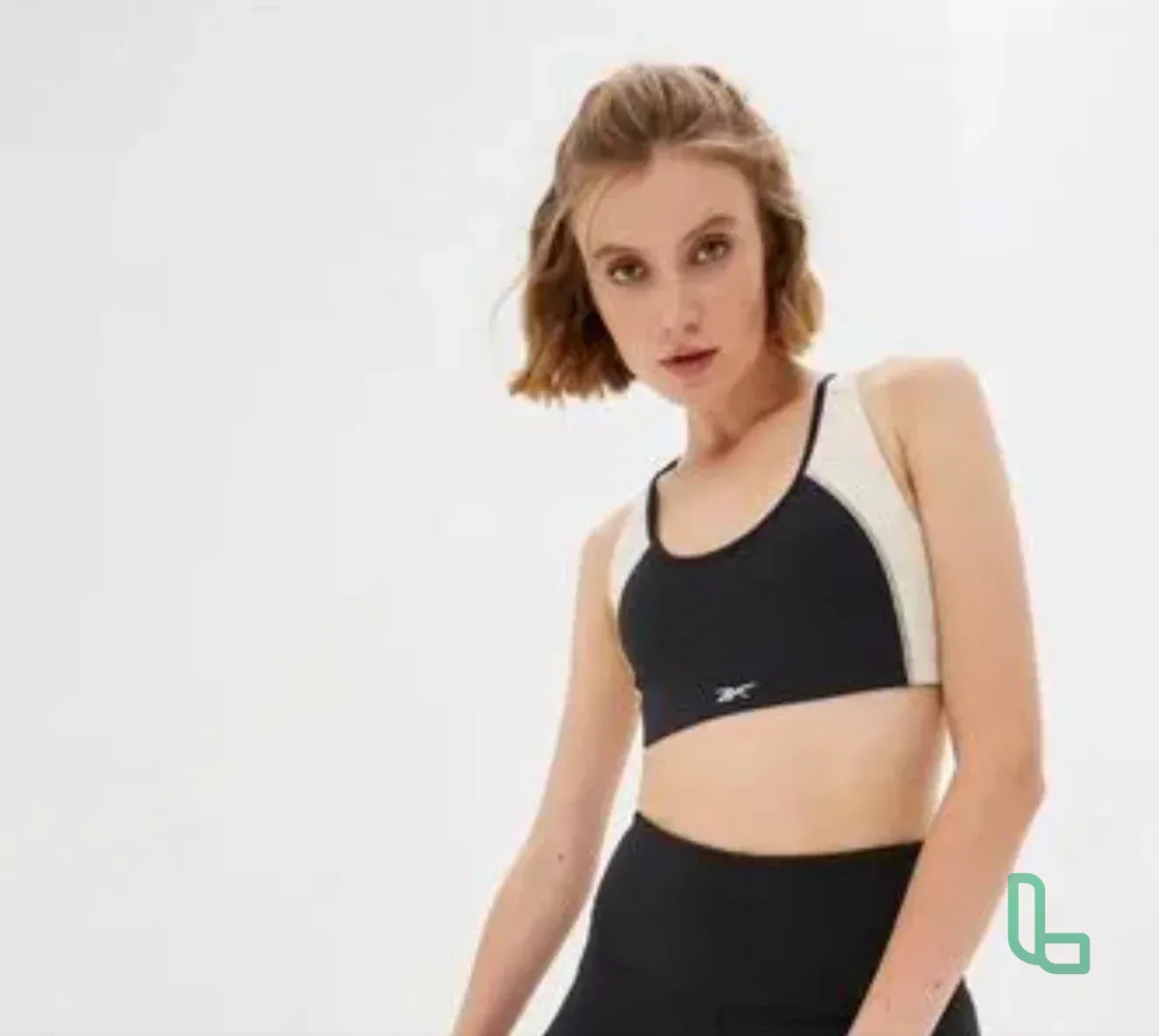 Топ Reebok