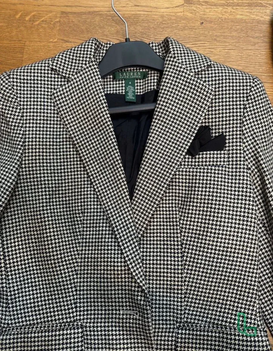 Брючный Костюм