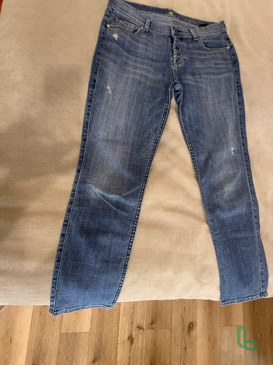 Джинсы женские