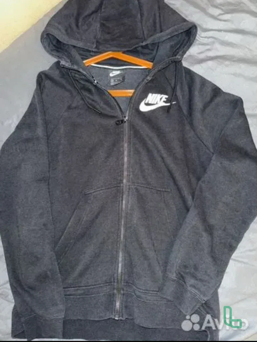 Зипка Nike